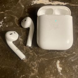 AirPods