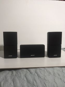 Bose Speakers 🔊 Set Of 3 Cube 
