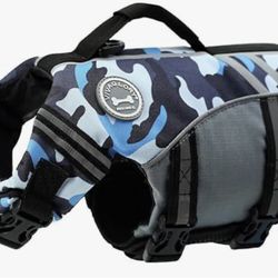 New S Dog Life Jacket For Puppy.  Camo Blue