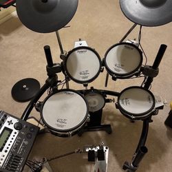 Roland TD-12 Electronic Drum Kit, Mesh Pads, Cymbals, Module, Rack + Axis Longboard Double Pedals