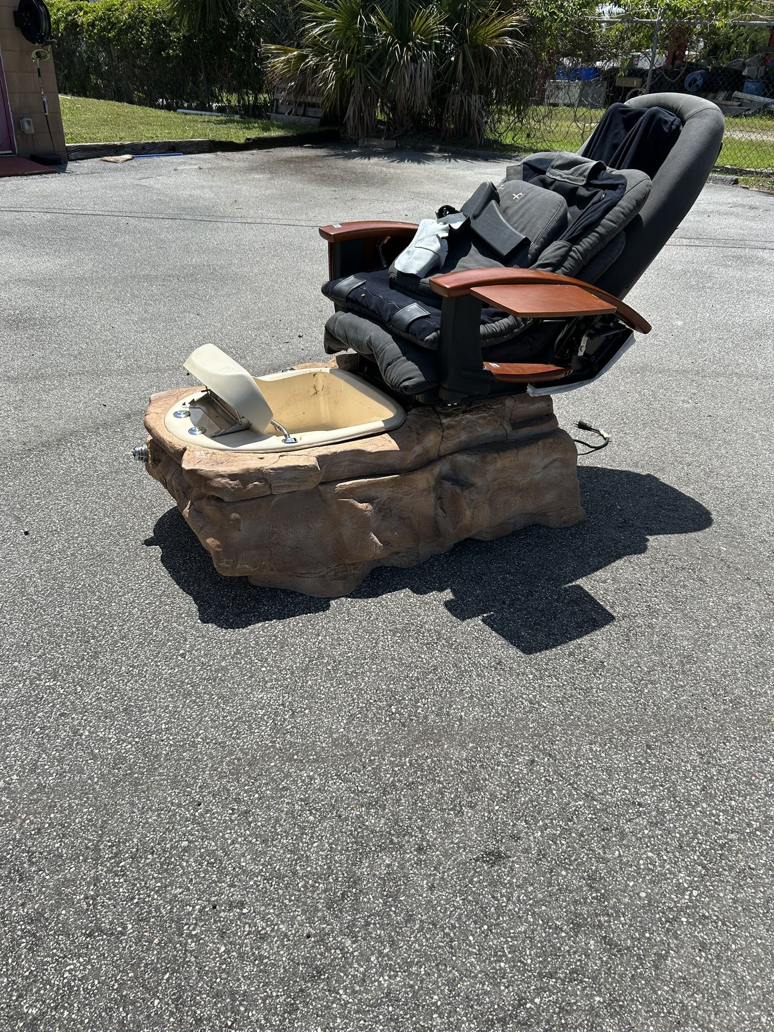 Pedicure Chairs