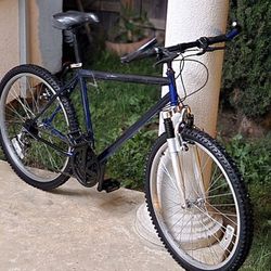 26"×20" Nice & Clean Front Suspension Mountain Bike 