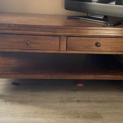 Coffee Table On Wheel’s