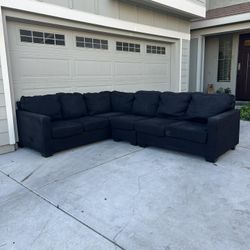 Beautiful Dark Grey Fabric Sectional (Delivery Available)