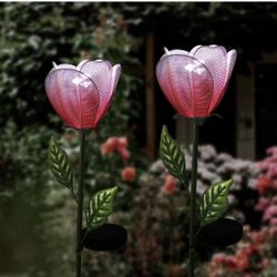 2 Pack Solar Flowers，Solar Lights Outdoor Garden Flowers, Solar Garden Lights Waterproof for Patio Yard Walkway Pathway Lawn Decorations（Tulip）