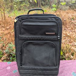 Avantgarde Small Luggage Suitcase