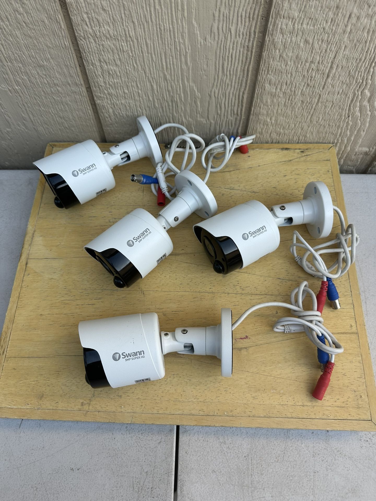 4 Swann Thermal Sensing WHT Security Camera PRO-5MPMSB 5MP Super HD Camera Only 