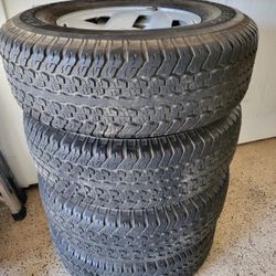 Toyota Grandtires – Set of Truck Tires 