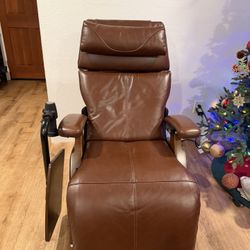 Relaxing Chair Human Touch PC-600