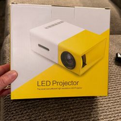 Led Projector 