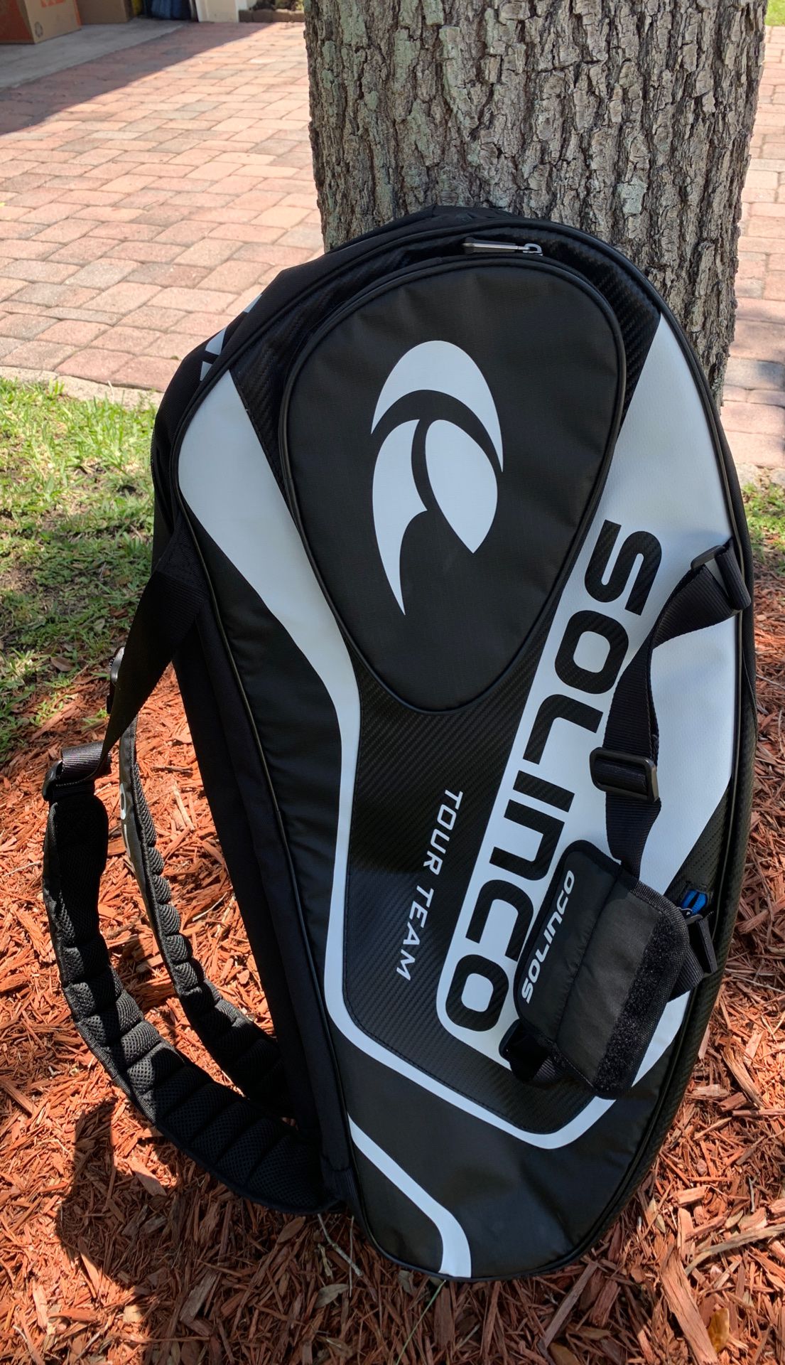 Solinco Brand New Tour 9 Tennis Racket Bag Backpack NEW