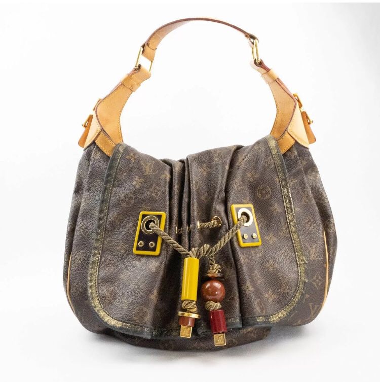 Retired Louis Vuitton Monogram Madonna Kalahari PM Handbag Shoulder Bag Beaded Purse LTD Vintage Durable Heavy Duty Lather Comfortable LV Rare Limite
