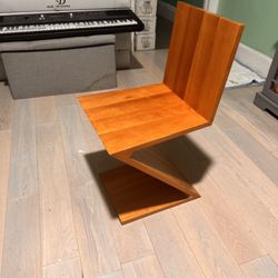 Cassina Zigzag Chair (SEND OFFERS NOT FREE)