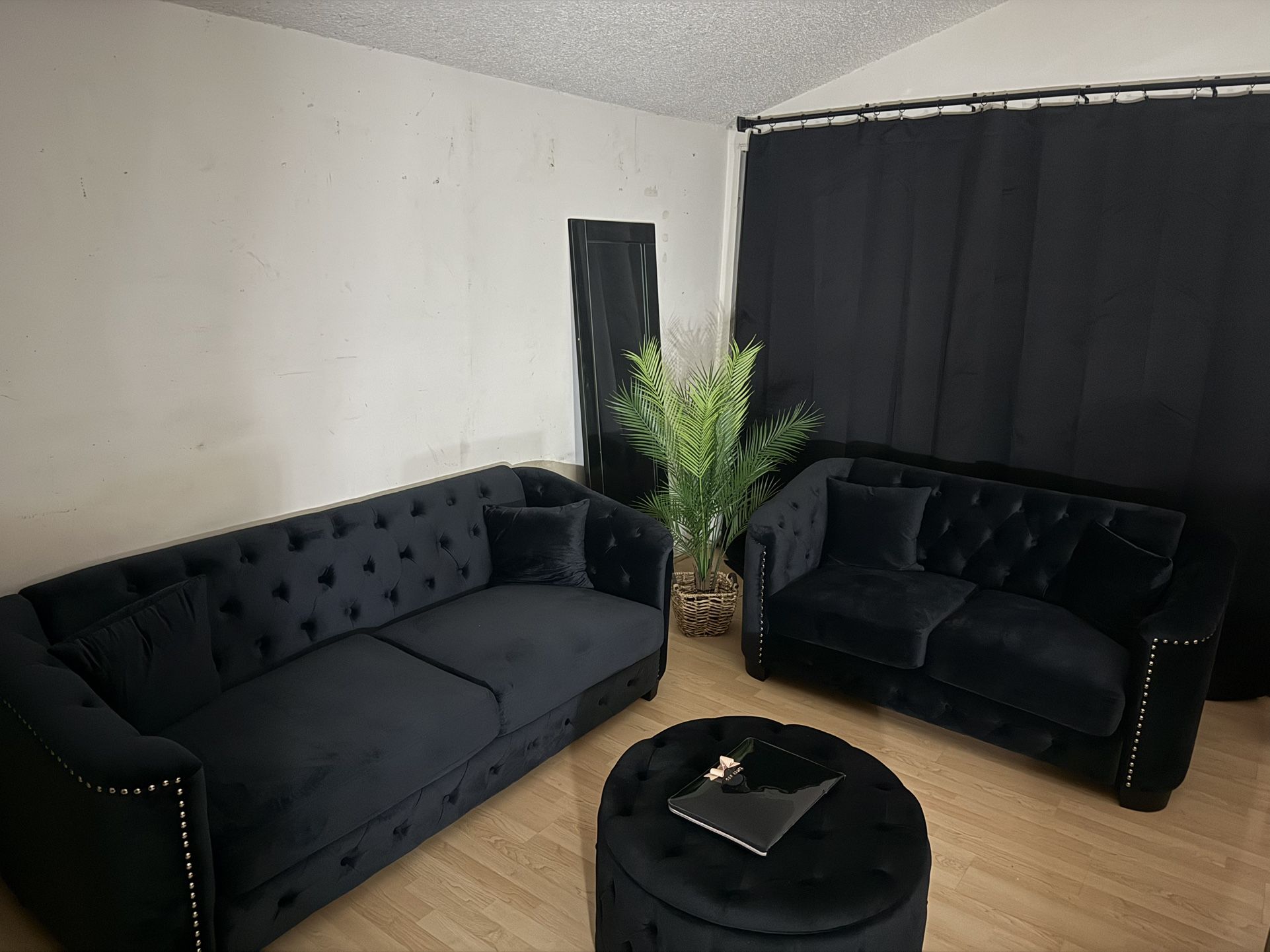 2 Piece Sofa Set & Ottoman