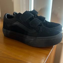 Kids All Black Old Shook Vans