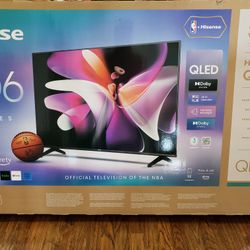 Hisense 55"  QLED  Smart LED  TV w/ 120hz Refresh Rate & Remote - BRAND NEW
