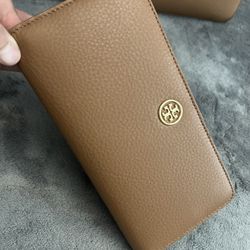 Tory Burch Large Wallet 