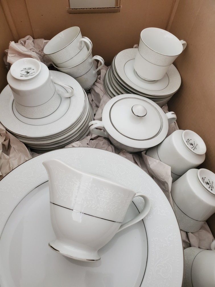 Vintage China Set Dishes