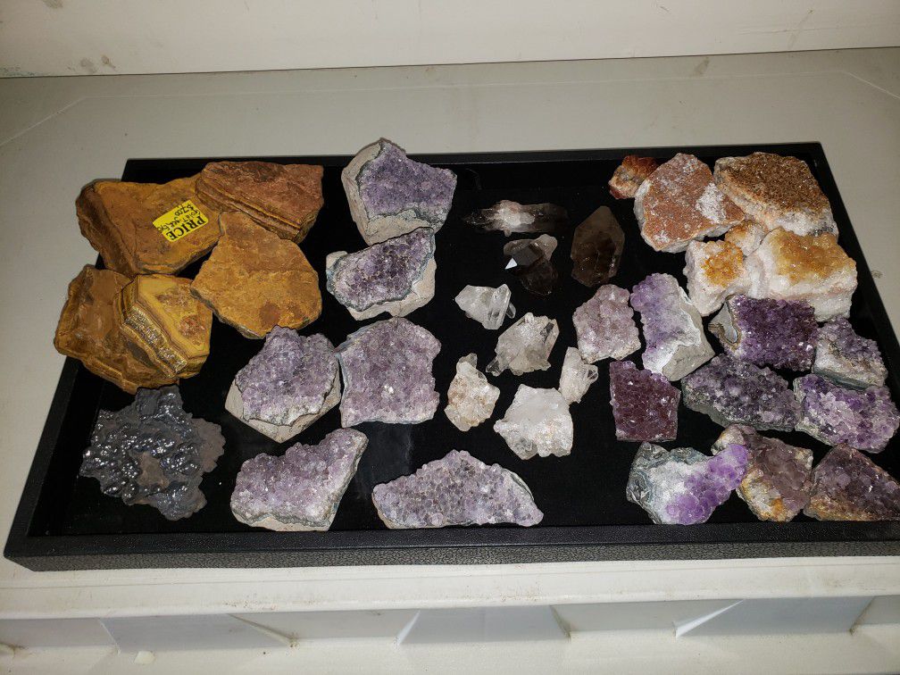 36pc full tray assorted crystals and gemstones tiger eye amethyst citrine smokey
