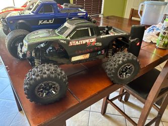 Traxxas Stampede 4X4 VXL RC Monster Truck