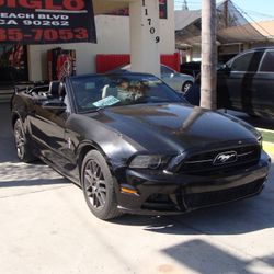 2014 Ford Mustang V6 Convertible