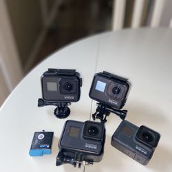 Gopro Hero 7 Black (comes with case!)