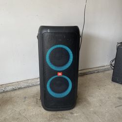 JBL 300 PartyBox 