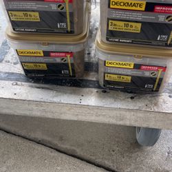 8- DECKMATE 3in (7.6cm) Star Drive Coated Screws . 10 Lb Boxes 