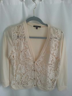 Monteau cream with lace top