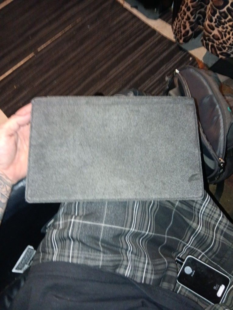 Windows Surface Rt Tablet With Keyboard