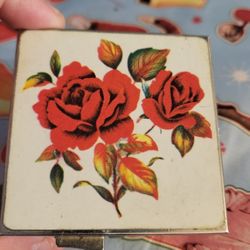 Vintage Floral Box 70s Red Roses Four Compartments