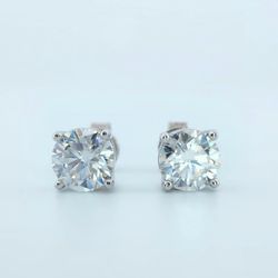 New 2ct Moissanite Stud Earrings 925 Sterling Silver With Certificate.