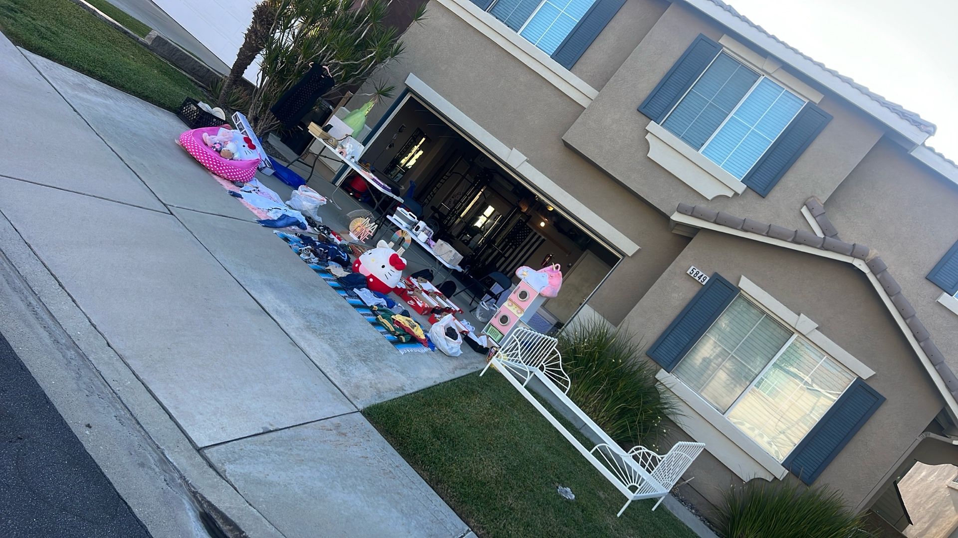 YARD SALE