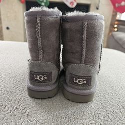 UGG Toddler Girls Size 6 Boots