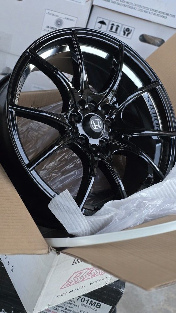 17x7.5 BRAND NEW DRAG CONCEPT WHEELS/RIMS. 5X100/5X114.3