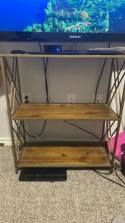 Wood and gold 3-tier shelf