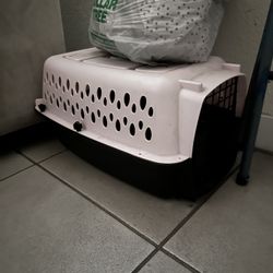 Dog Crate Travel