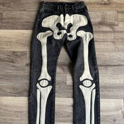 🔥 LECE Skeleton Bone Patch Jeans – Size 29 – Black Denim