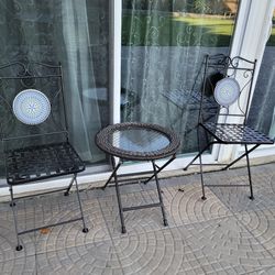 Gorgeous Porch glass table Set With 2 chairs 