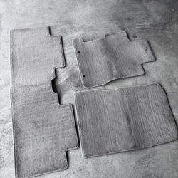 01-05 Honda Civic Floor Mats 
