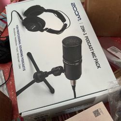 Zoom Podcast Mic Pack