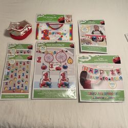 FREE Elmo 1st Birthday Decorations