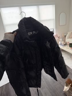Aritzia Supperpuff size M