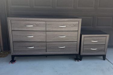 Dresser set with nightstand