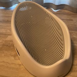 Girl And Boy Bath Tub