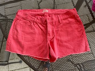 Women’s shorts size 8