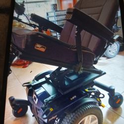 Quantum Edge HD Like New  450lb 18k Chair Have Reciet.