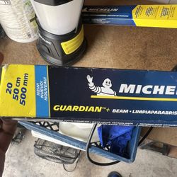 20 In Windshield Wipers 