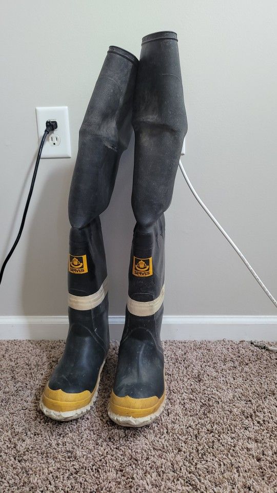 servus fireman hip style 3/4 day boots unknown size prob 8 or 9 vintage rubber firefighter turnout