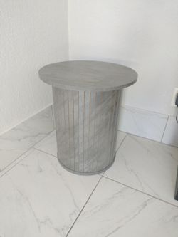 Round table